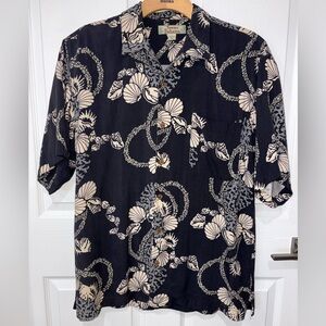 Vintage Tommy Bahama Men’s Hawaiian Button Up Shirt M 100% silk Blue w/shells